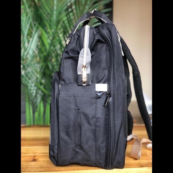 Brand New Expandable Diaper Bag to Bassinet - Picture 2 of 8